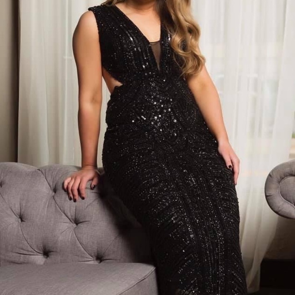 Beautiful Black Sherri Hill dress